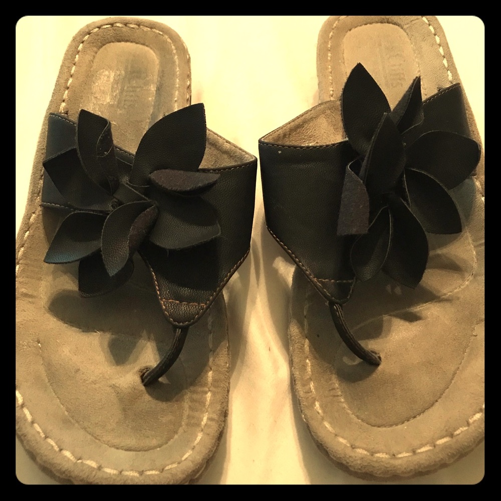 Cliffs by White Mountain Thong Sandals